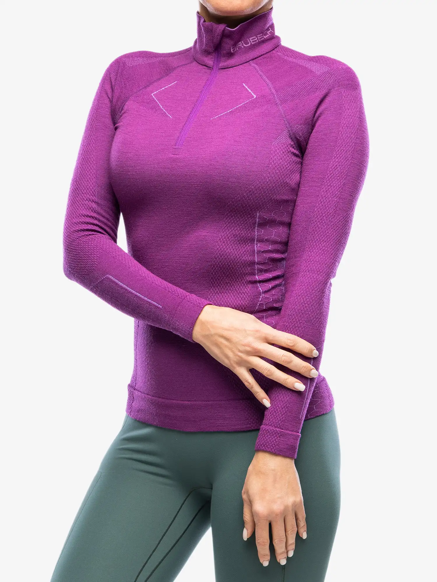 EXTREME MERINO Női merinó gyapjú cipzáras aláöltözet felső – Bíbor 8 EXTREME MERINO Női merinó gyapjú cipzáras aláöltözet felső - Bíbor - Image 5