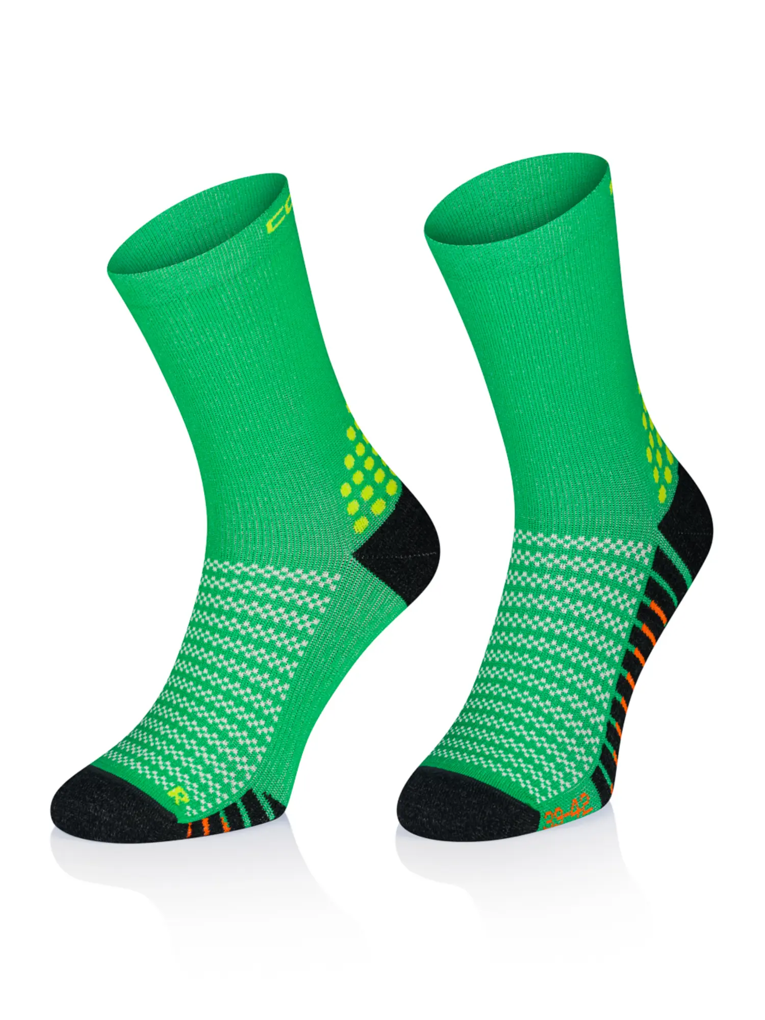 TRAIL RUNNING Polycolon terepfutó zokni – Zöld 5 Két darab zöld TRAIL RUNNING Polycolon terepfutó zokni, tartós és kopásálló sportzokni Polycolon anyaggal, extra párnázott talppal és kényelmes anatómiai kialakítással.
