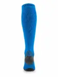 RUN COMPRESSION Kompressziós hosszú szárú futózokni +ezüstion – Kék 11 COMODO RUN COMPRESSION kék ezüstionos sportzokni friss érzetet támogató kialakítással