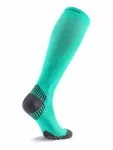 RUN COMPRESSION Kompressziós hosszú szárú futózokni +ezüstion – Menta 11 COMODO RUN COMPRESSION menta futózokni egyenletes kompresszióval az izmok támogatására