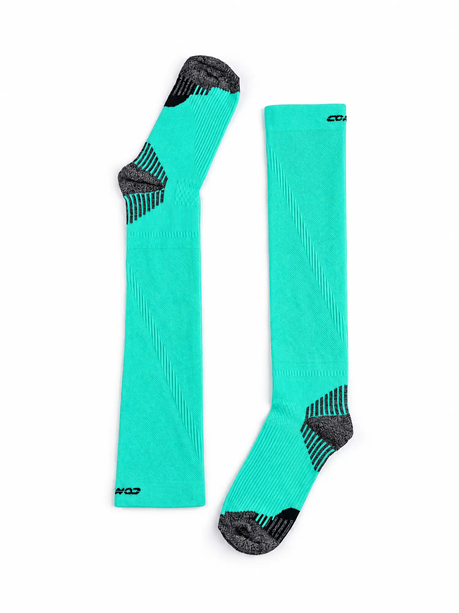 RUN COMPRESSION Kompressziós hosszú szárú futózokni +ezüstion – Menta 7 COMODO RUN COMPRESSION menta kompressziós sportzokni rugalmas tartással intenzív mozgáshoz