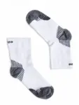 RUN COMPRESSION Kompressziós futózokni +ezüstion – Fehér 11 COMODO RUN COMPRESSION fehér kompressziós sportzokni felülnézetből, rugalmas és stabil illeszkedéssel