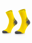 COMODO RUN COMPRESSION sárga kompressziós sportzokni párban, futáshoz és aktív sportoláshoz